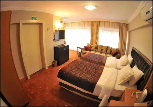 Palace Point Hotel Photos