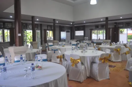 Dewi Sinta Hotel and Restaurant Ristorazione Photos