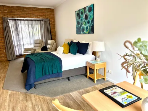 Coastal Waters Motor Inn Rooms Photos