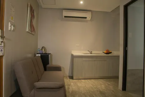 1A Express Hotel Photos