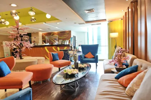 Bonnet Hotel Surabaya Allmänna utrymmen Photos