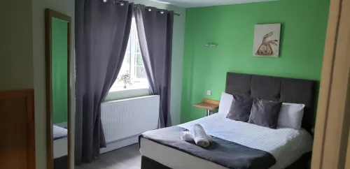 Stansted Airport Lodge Photos