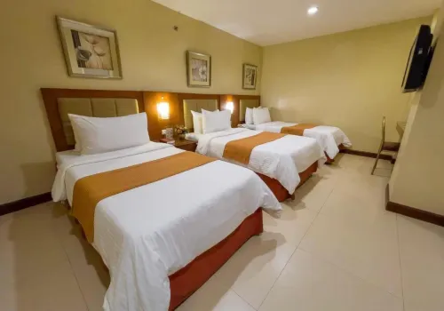 Royal Garden Hotel Rooms Photos