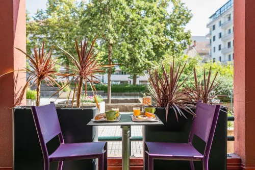 ibis Styles Annecy Gare Centre Espaces publics Photos