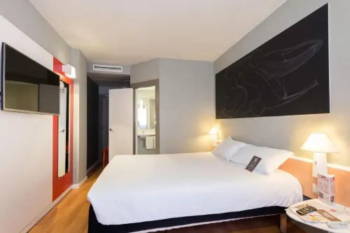 Ibis Granada Phòng Photos