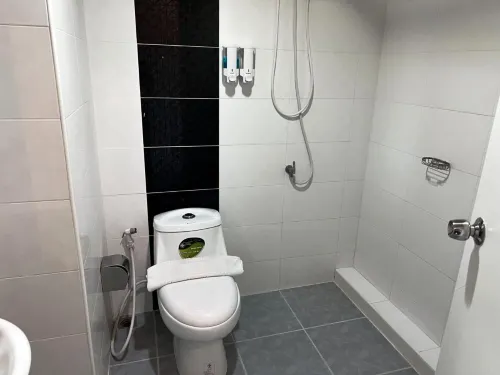 River Grand Hotel Rooms Photos