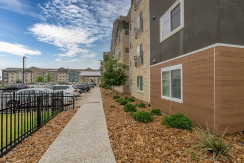Soka Suites Dallas - Las Colinas Khu vực công cộng Photos