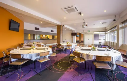 Nightcap at Glengala Hotel Ristorazione Photos