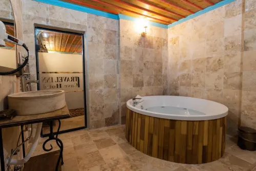 Travel Inn Cave Hotel Chambres Photos