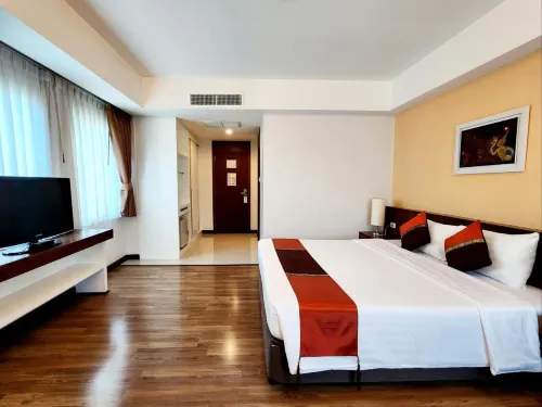 Avion Hotel Rooms Photos