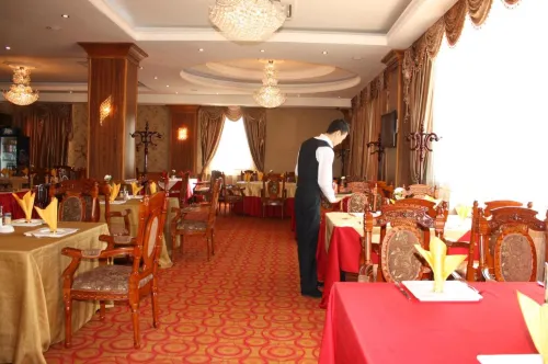 UB City Hotel Mahlzeiten Photos