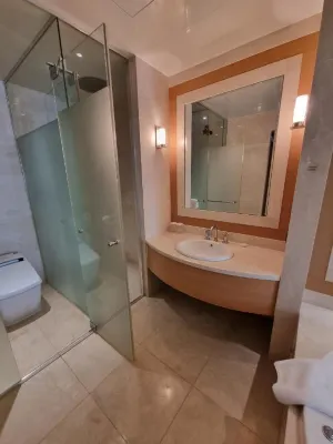 Pinegrove Hotel Photos