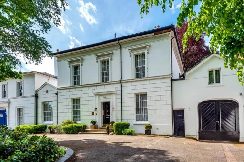Edgbaston House Featured Photos