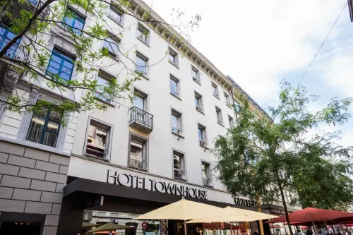 Townhouse Boutique Hotel Esterni Photos