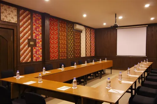 The Westlake Resort Jogja Fasilitas Bisnis Photos