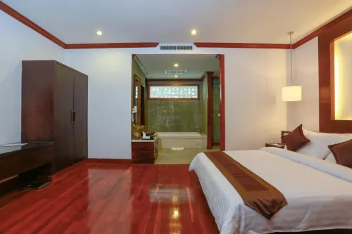 The Moon Residence & Spa Phòng Photos