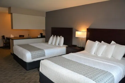 FairBridge Inn & Suites DuPont Chambres Photos