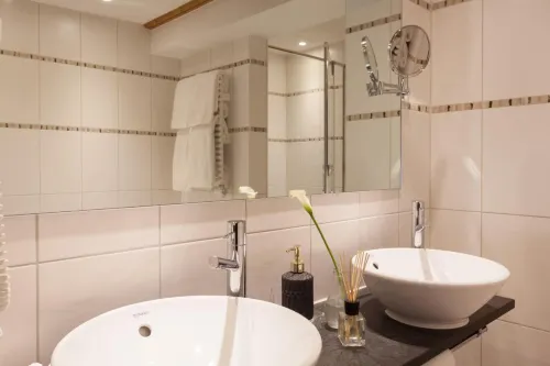 Hotel Walliserhof Zermatt Rooms Photos