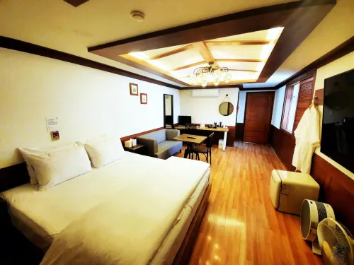 Uneed Hotel Zimmer Photos