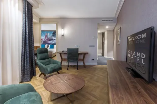 Grand Hotel Valies Photos