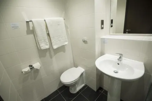 Ramada by Wyndham Milton Keynes Rooms Photos