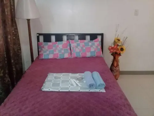 Ekonumi Rooms at Moonwalk Paranaque Photos
