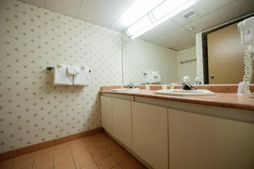 Harrison Lake Hotel Photos