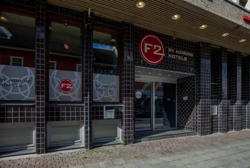F2 Hotel Esterni Photos