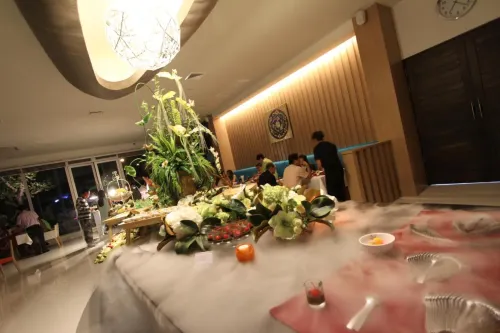 42C the Chic Hotel Restauration Photos