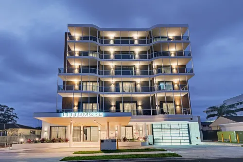 Littomore Suites Kingswood Featured Photos