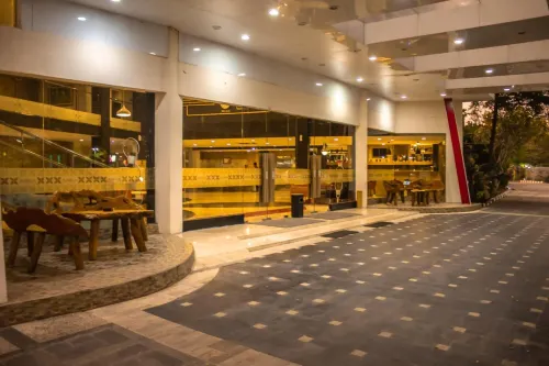 Kyriad Arra Hotel Cepu Area Publik Photos