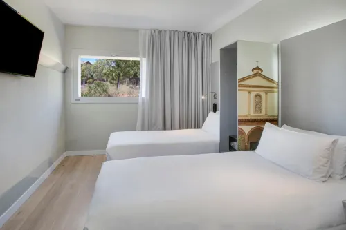 B&B Hotel Figueres Chambres Photos