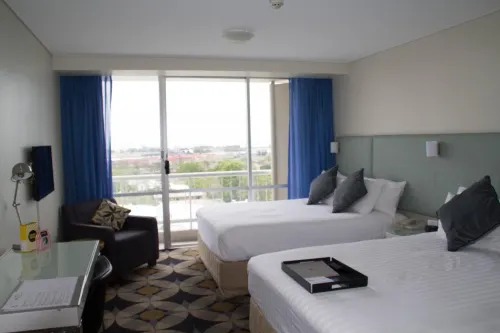 The Gladstone Central Hotel Zimmer Photos