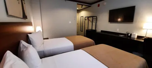 LIC Hotel Photos
