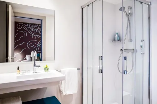 Ibis Styles Barcelona Centre Rooms Photos