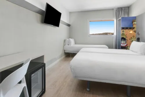 B&B Hotel Figueres Chambres Photos