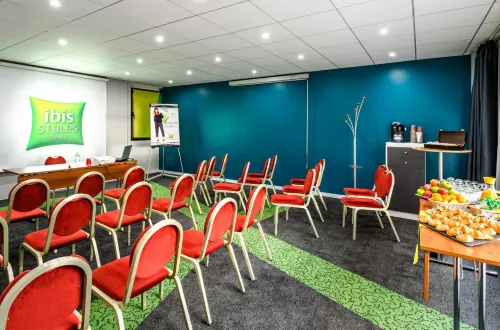 Hôtel Ibis Styles Reims Centre Espaces Affaires Photos