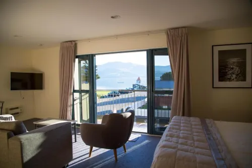 Akaroa Criterion Motel Rooms Photos