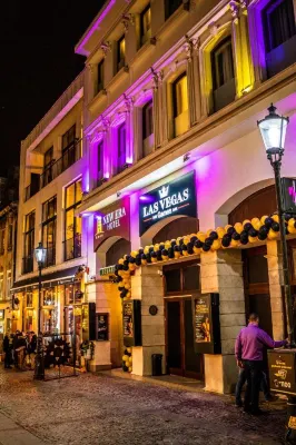 New Era Hotel Old Town Bucharest Parking with Fee Nearby Extérieur Photos