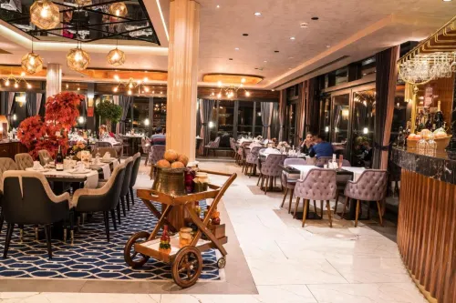 Beethoven Premium Hotel Restauration Photos
