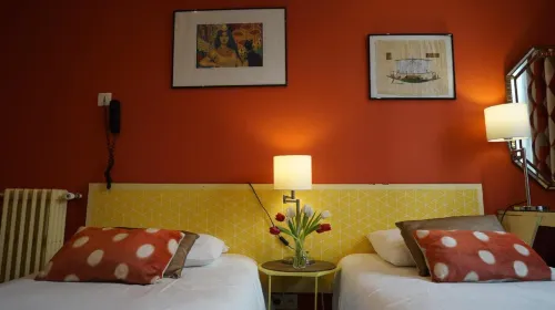 Hotel des Dames Kamar Photos