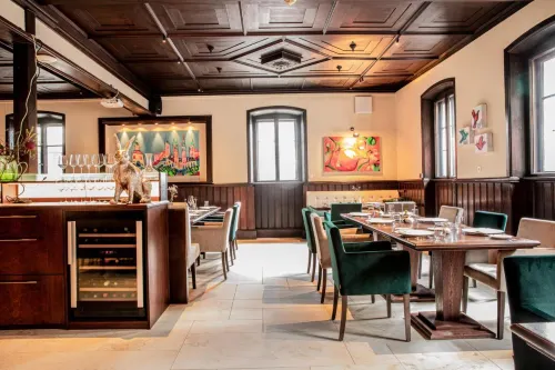 Altstadthotel Messerschmitt Dining Photos
