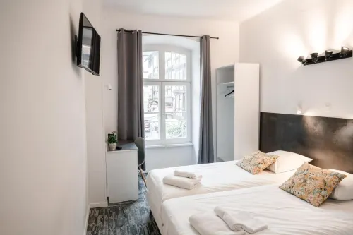 Hotel des Arts - Centre Cathédrale Rooms Photos