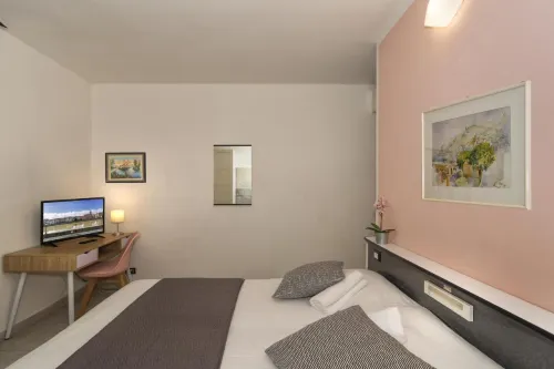 Hotel Amalfitana Zimmer Photos