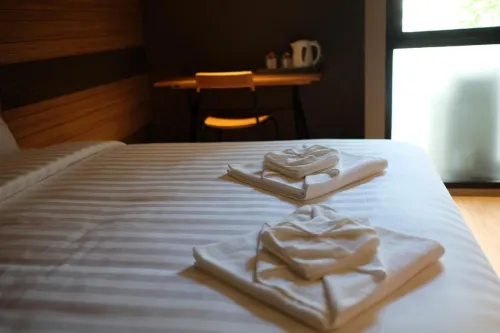 NAP Hotel Bangkok Kamar Photos