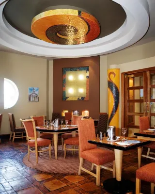 Talbot Hotel Stillorgan Restauration Photos