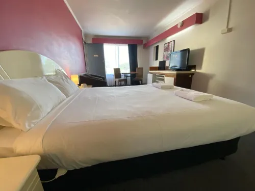 Mahogany Motel Rooms Photos