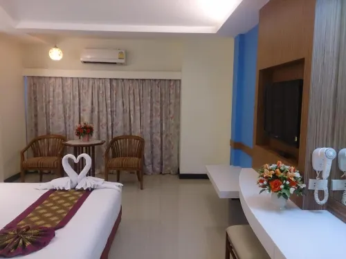 The Camelot Hotel Pattaya Zimmer Photos