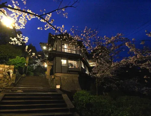 Onomichi Guest House Miharashi-Tei Exterior Photos