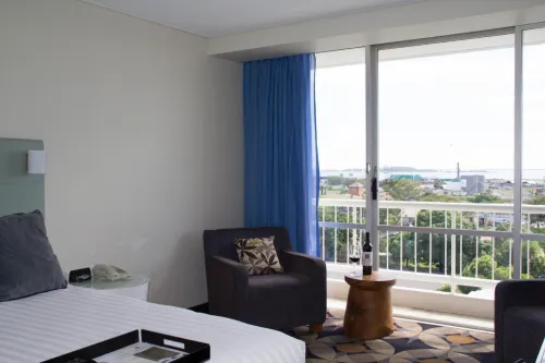 The Gladstone Central Hotel Photos